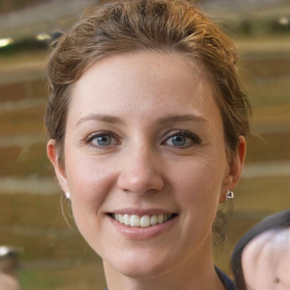 Sarah Williams, Investment Specialist